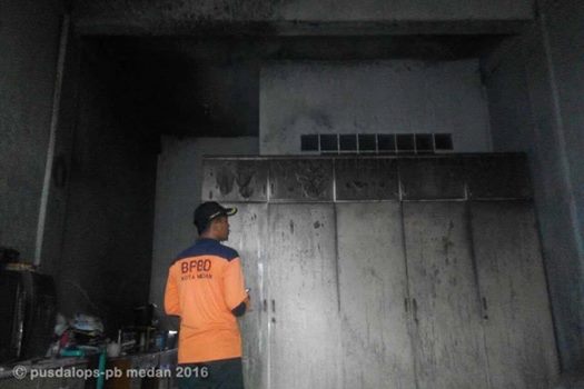 Kebakaran di Jalan Bandar Baru Medan Timur